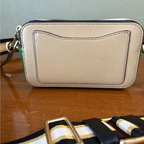 Marc Jacobs Cream and Green Snapshot Crossbody Bag with Gold Accent - Picture 3 of 9